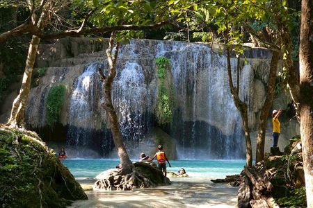 Private Tour to Erawan Waterfall and Boat Tour in Kanchanaburi