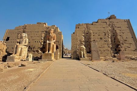 Premium Private Luxor Tour: Temples & Valley of Kings - All Incl.