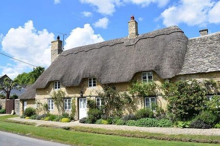 Secret Cotswolds Private Tour from Oxford