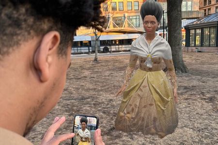 Relive 1776: Immersive Augmented Reality Tour Full Freedom Trail