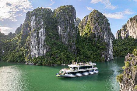 Hanoi Luxury Day Cruise to Ha Long Bay All Inclusive with Buffet