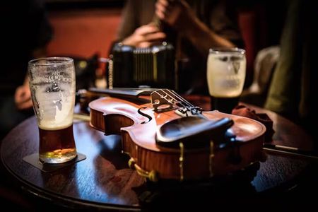 Real Dublin Traditional Music Pub Tour