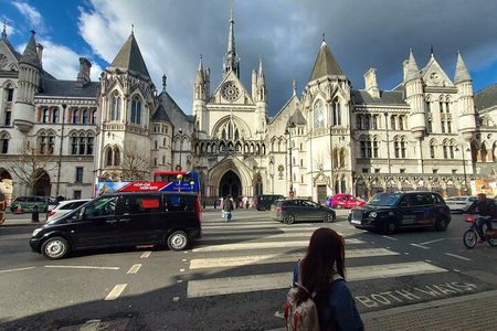 The Inns of Court and Royal Courts of Justice Walking Tour
