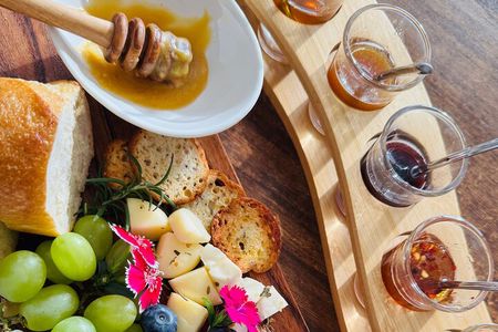 Honey Flight & Bites: The Best Honey Tasting in Hawaii
