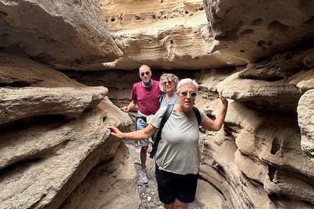 São Vicente: Discover 12 Voltas Walk, with Hidden Gems