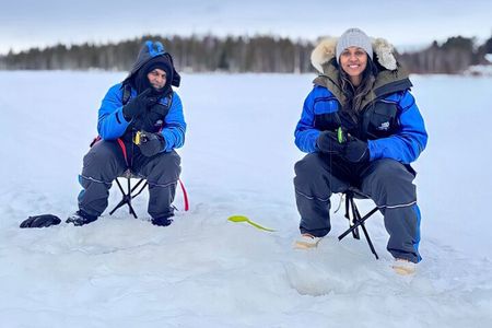 Rovaniemi: Ice Fishing from Private Lakefront Property & BBQ