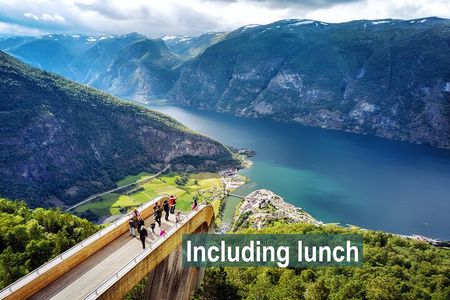 Nærøyfjord, Flåm and Stegastein - Guided tour: 08:00