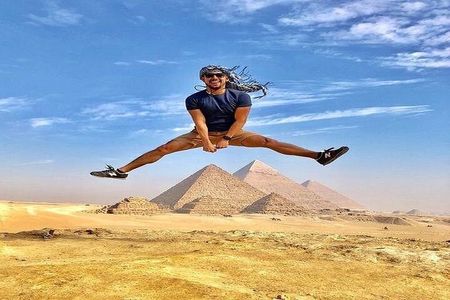private tour Giza pyramids &Sakkara & Memphis & Dahshur & lunch.