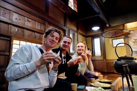 Food & Cultural Walking Tour around Zenkoji temple in Nagano