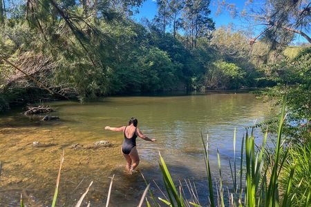 Country towns: River & farm tour. Departing Newcastle. 