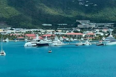 Ride with Guide Evening Tour-Local Hideouts, Dishes & Spirits