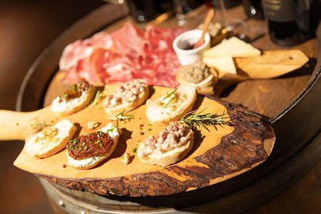 Florence Wine Tasting Experience with Three Types of Tuscan Wine