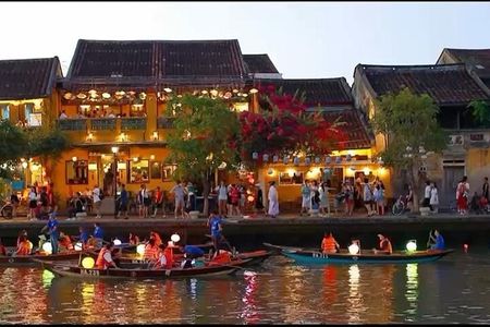 Hoi An Night Market with Lanterns- Walking tour - Riverboat Ride 