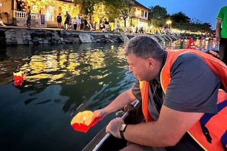  HoiAn Walking Tour with RiverBoat-Night Market-Colourful Lantern