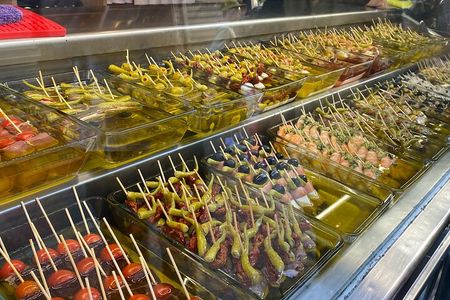 Madrid Food and Wine Walk in Hidden Taverns with Local Flavors