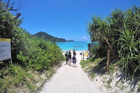 Tokashiki Island Day Trip from Naha