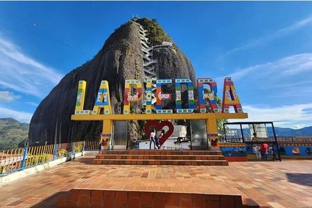 Guatape, Penol Stone, Dam Tour.