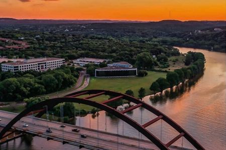 Sunset Boat Cruise on Lake Austin 2 hours Public (Single tickets)