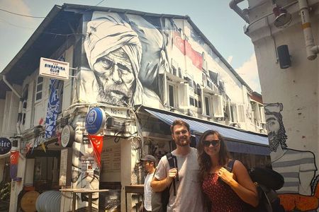 Private Singapore Walking Tour with a Local- Half day or Full Day