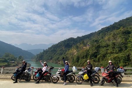 4D3N self-driving Loop tour (small group - private room included)