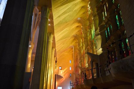 Barcelona: Sagrada Familia Guided English Tour Skip The Line