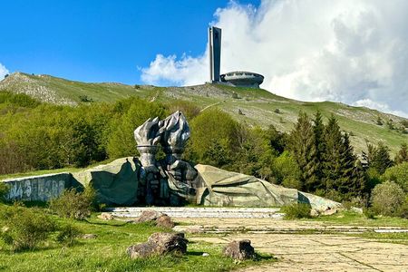 Sofia:The Highlights of Bulgaria - Rose Valley and Buzludzha