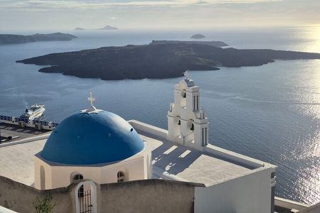 Discover Santorini-Private Guided Island Experience