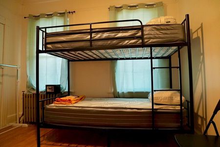 New York City Tour with Bed and Breakfast
