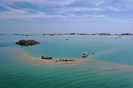 Private Boat Charter Explore Southern Gulf Islands Tour