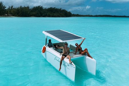 Discover Bora Bora at the rhythm of the Lagoon