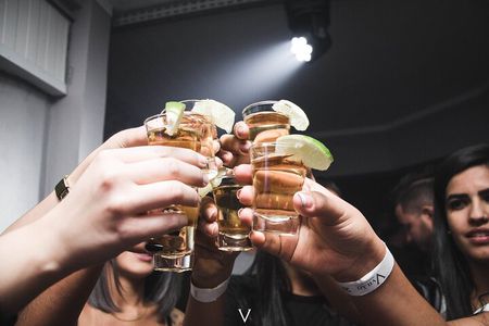Berlin Night Pub Crawl: 4 Venues, Welcome Shots + Club Entry