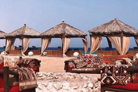 Doha: Full-Day Desert safari With BBQ Dinner and Camp Activities 