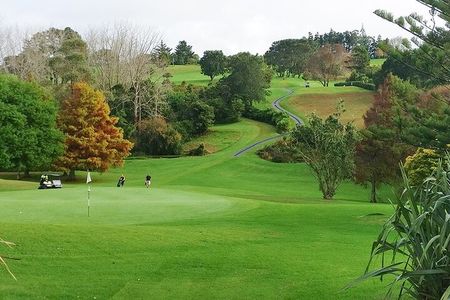 Auckland Private Escape: Golf & Spa Bliss