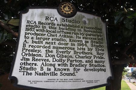 Music Row Walking Tour