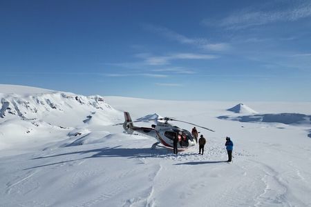 Fire and Ice Helicopter Tour: Glacier and Hengill Geothermal Area