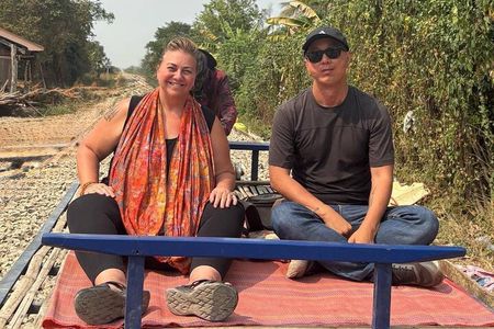 Cambodia Private Taxi and Tour, from Phnom Penh<->Siem Reap