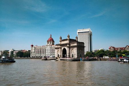Authentic Mumbai City Tour 