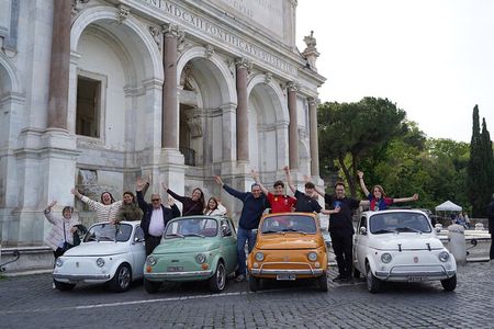 Rome Photography service with fiat 500 vintage car