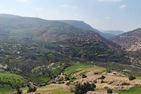 Atlas Mountains and 5 Valleys Day Tour with Lunch From Marrakech