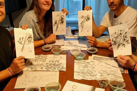 Sumi-e (ink painting) experience in Tokyo