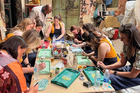 Workshop Painting of traditional Zouaq art