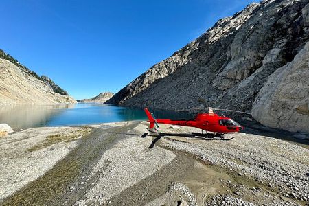 Coast Mountain Landing Helicopter Tours (Depart SKY Hangar)