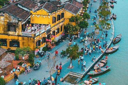 Marble Mountain and Hoi An Ancient Town Group Tour from Da Nang