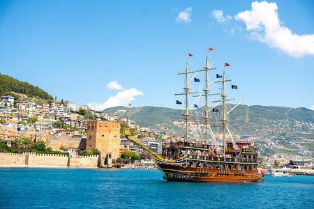 Pirate Boat Tour in Alanya: A Relaxing Day Out with Lunch