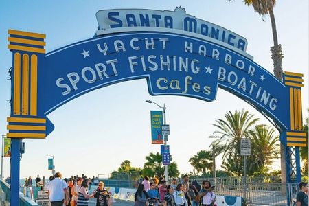Full-Day Tour of Hollywood, Griffith & Coast