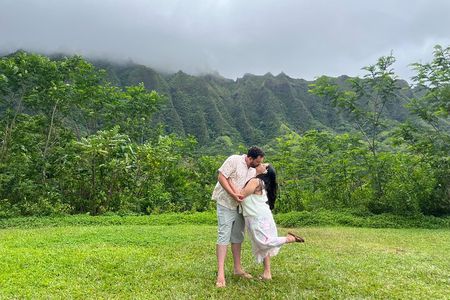 Oahu Waterfall Hike-Garden-Beach Road Trip, Waikiki to Lanikai 
