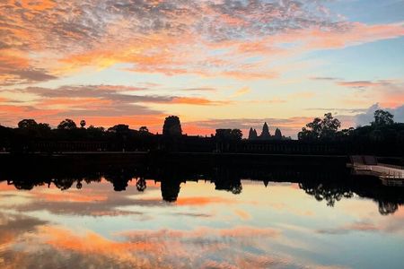 Private sunrise tour to Angkor Wat & other highlights with Professional Guide.