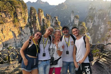 2-Day Mini Group Zhangjiajie Tour: Avatar Mountain & Glass Bridge