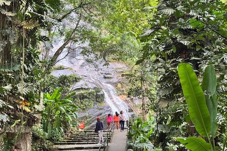 Tijuca Forest: Tour with Waterfalls and Caves