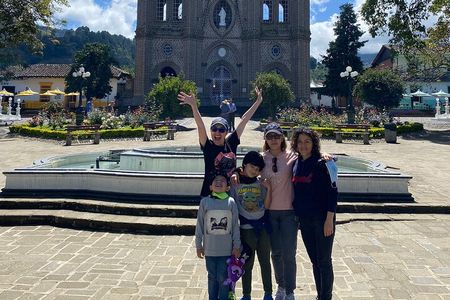 Full day Jardín coffee tour, optional horseback riding